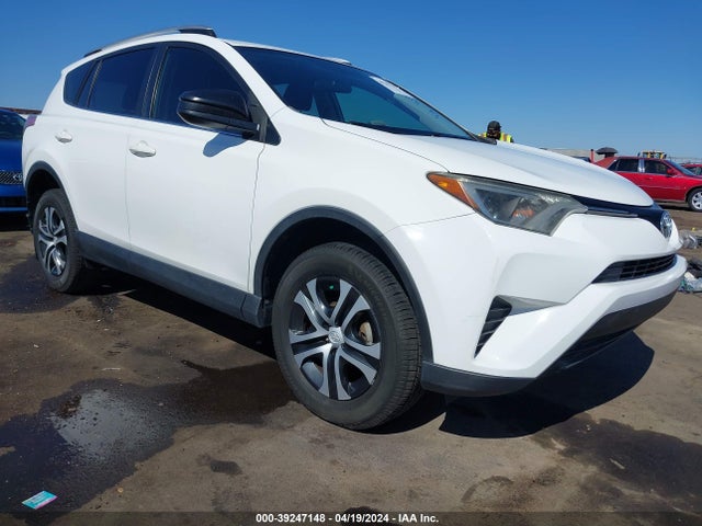 Toyota RAV4 LE 2016 JTMZFREV3GJ083717 Image 1