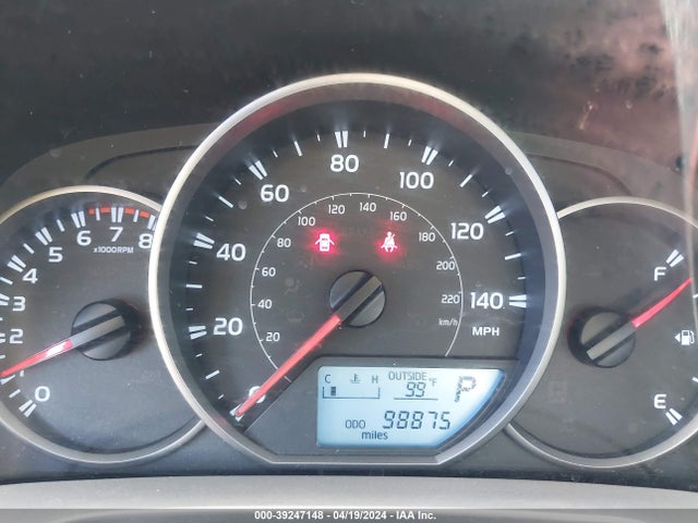 Toyota RAV4 LE 2016 JTMZFREV3GJ083717 Image 7