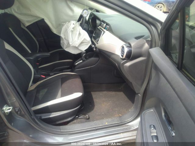 3N1CN8EV5ML881033 Nissan Versa Sv Xtronic Cvt