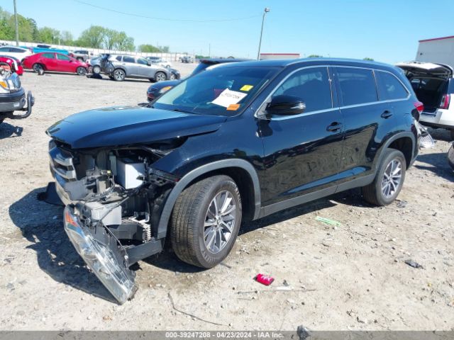 5TDKZRFH6KS316485 Toyota Highlander Xle