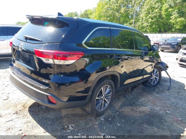 5TDKZRFH6KS316485 Toyota Highlander Xle