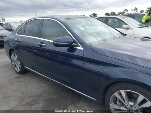 55SWF4JB4HU215859 Mercedes-Benz C 300 Luxury/sport