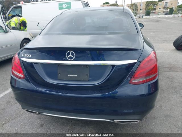 55SWF4JB4HU215859 Mercedes-Benz C 300 Luxury/sport