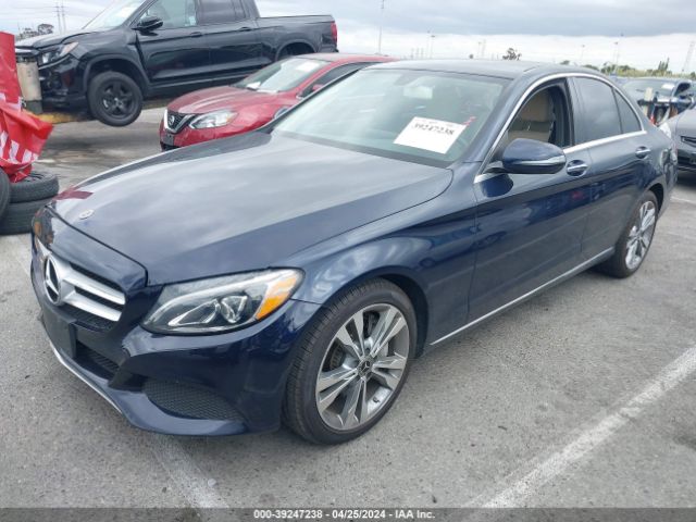 55SWF4JB4HU215859 Mercedes-Benz C 300 Luxury/sport