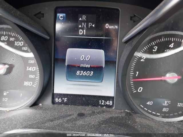 55SWF4JB4HU215859 Mercedes-Benz C 300 Luxury/sport