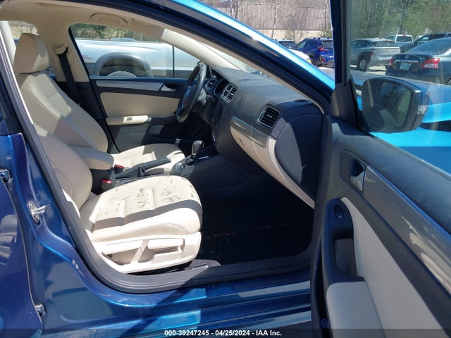 Volkswagen Jetta 1.4t Se 2017 3VWDB7AJ3HM411233 Image 5