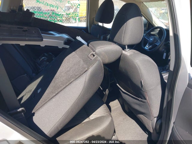 Nissan ROGUE S 2017 KNMAT2MV3HP534190 Image 8