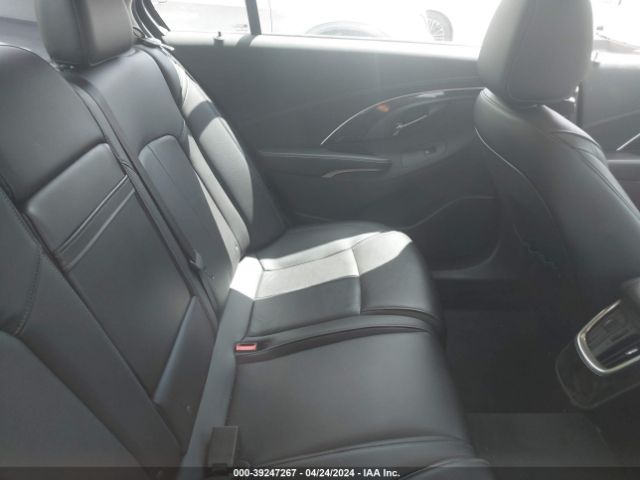 1G4GB5G35GF280569 Buick Lacrosse Leather