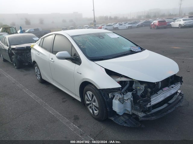 Toyota Prius Two 2017 JTDKBRFU8H3561056 Image 14