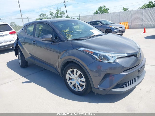 Toyota C-HR LE 2019 JTNKHMBX2K1025610 главное изображение