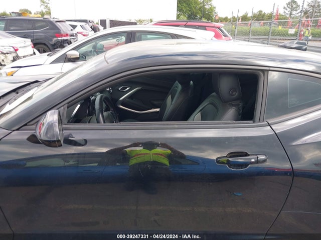 Chevrolet Camaro Rwd  3lt 2022 1G1FD1RX2N0122945 Image 6