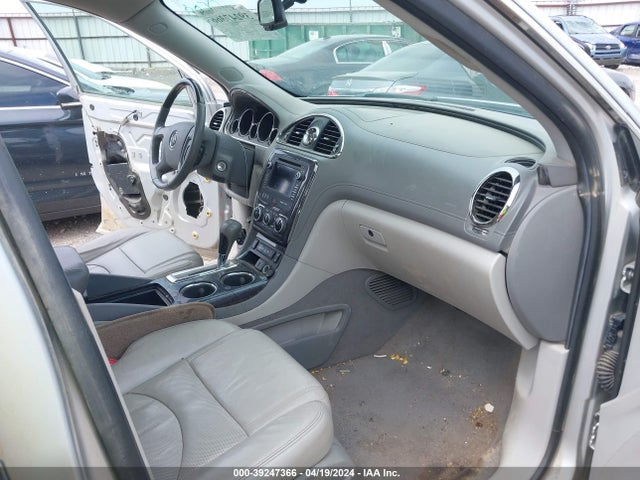 5GAKVBKD8GJ279421 Buick Enclave Leather