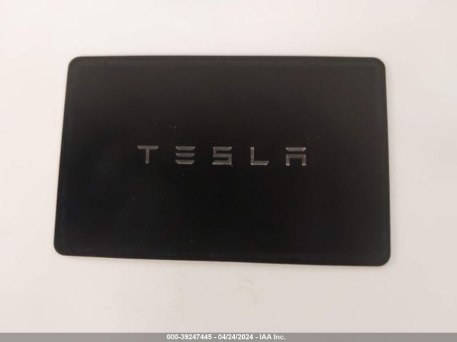 7SAYGDEE7RF983819 Tesla Model Y Long Range Dual Motor All-wheel Drive