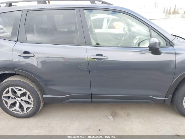 Subaru Forester Premium 2024 JF2SKADC9RH462070 Image 13