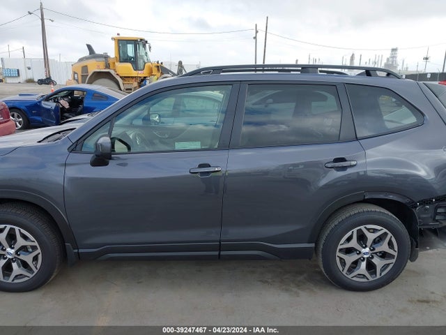 Subaru Forester Premium 2024 JF2SKADC9RH462070 Image 14