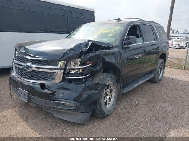 Chevrolet Tahoe Lt 2017 1GNSKBKC8HR331882 Image 2