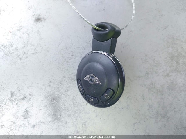 2012 MINI COOPER WMWSU3C58CT256036 Photo 10