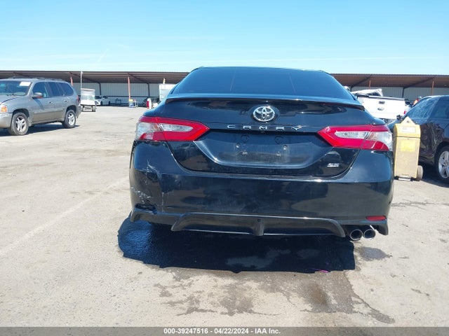 Toyota CAMRY SE 2018 4T1B11HK6JU074367 Image 16