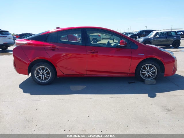 Toyota Prius Two 2017 JTDKBRFU9H3550373 Image 14