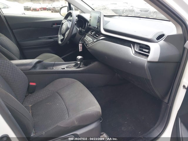 Toyota C-HR LE 2020 JTNKHMBX3L1072436 Image 5