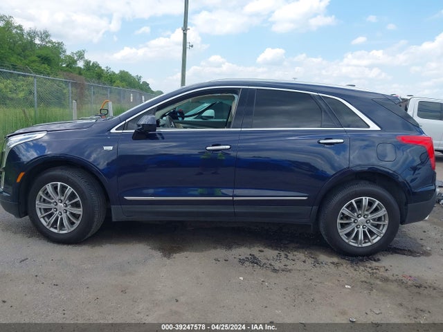 1GYKNBRS9HZ263616 Cadillac XT5 LUXURY