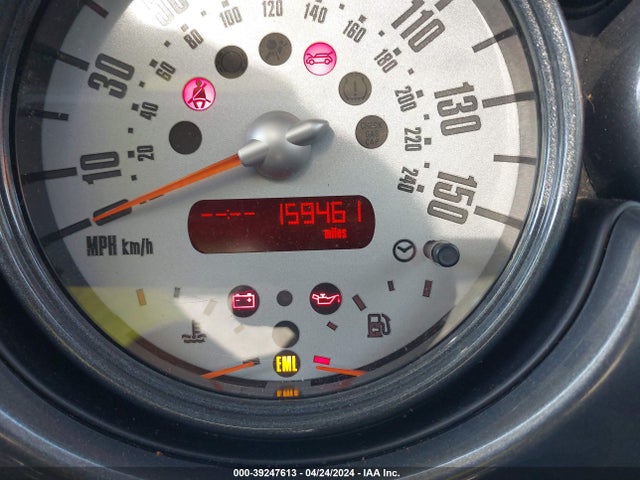 2006 MINI COOPER WMWRC33586TK67124 Photo 6