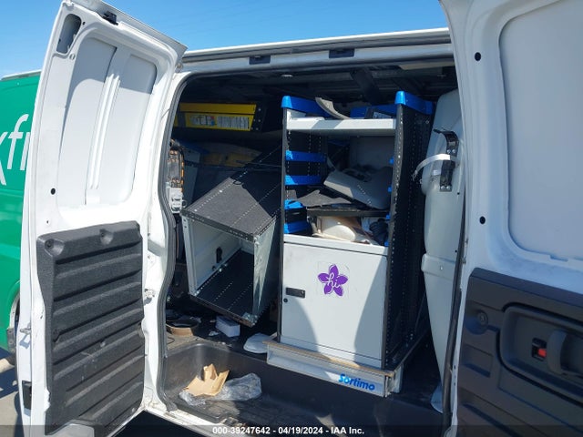 Chevrolet Express 2500 Work Van 2015 1GCWGFCB5F1152493 Image 8
