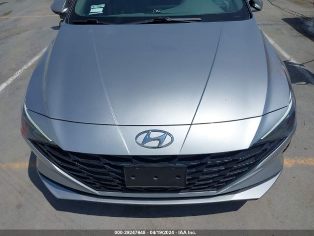 5NPLM4AG3MH044216 Hyundai ELANTRA SEL