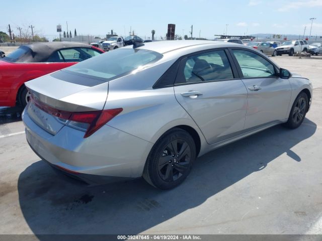 5NPLM4AG3MH044216 Hyundai ELANTRA SEL
