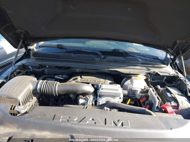 RAM 1500 Laramie  4x4 5'7 Box 2019 1C6SRFJT5KN673602 Image 10