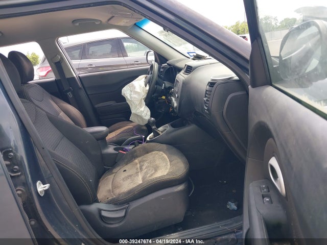 KIA SOUL + 2015 KNDJP3A59F7140205 Image 5