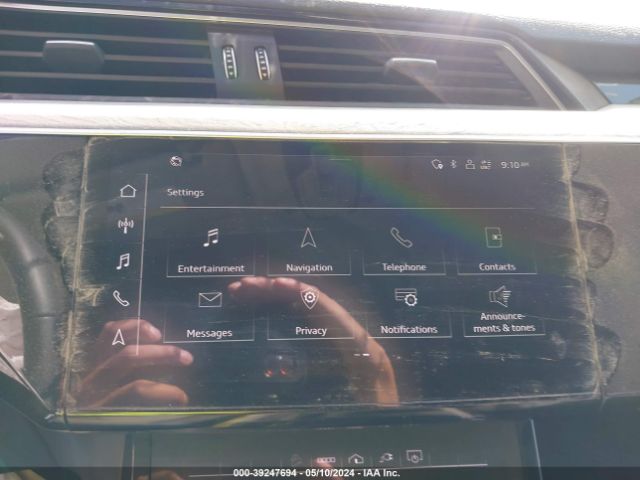 WA1AAAGE6MB009623 Audi E-tron Premium Quattro