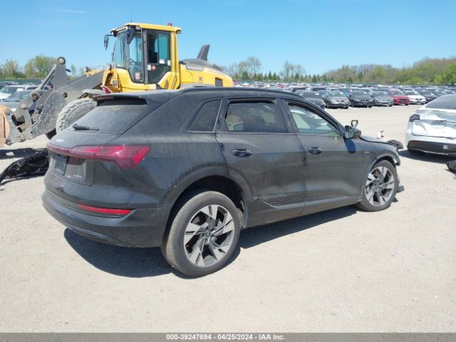 WA1AAAGE6MB009623 Audi E-tron Premium Quattro