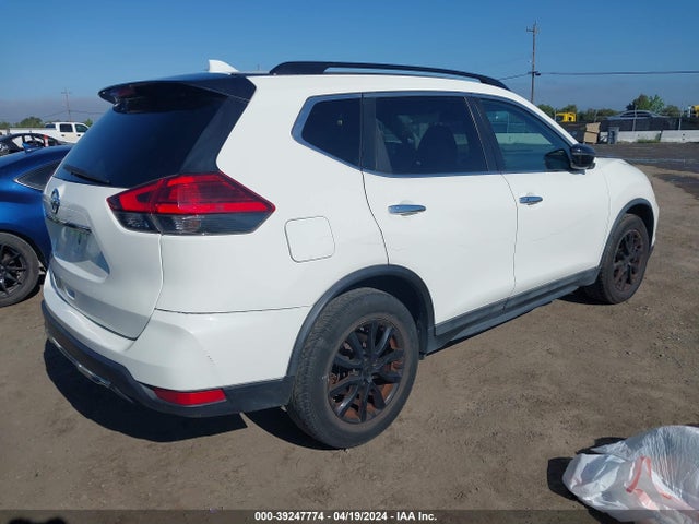 Nissan ROGUE SV 2017 5N1AT2MT9HC743709 Image 4