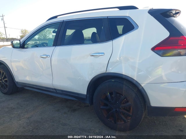 Nissan ROGUE SV 2017 5N1AT2MT9HC743709 Image 6