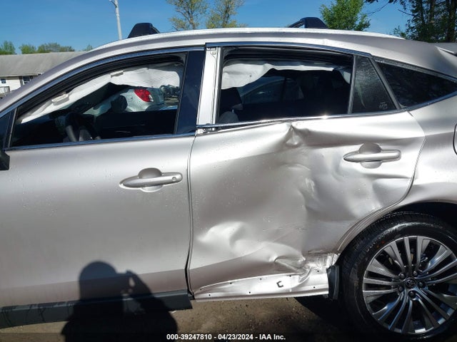 Toyota Venza Limited 2024 JTEAAAAH6RJ158888 Image 14