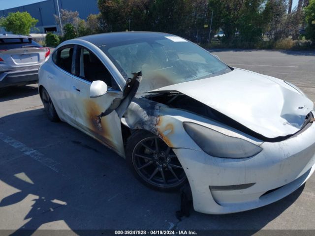 5YJ3E1EA2KF484246 Tesla MODEL 3