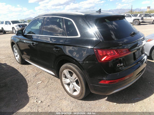 WA1BNAFY9J2008059 Audi Q5 2.0t Premium/2.0t Tech Premium