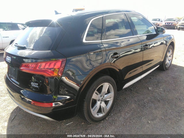 WA1BNAFY9J2008059 Audi Q5 2.0t Premium/2.0t Tech Premium