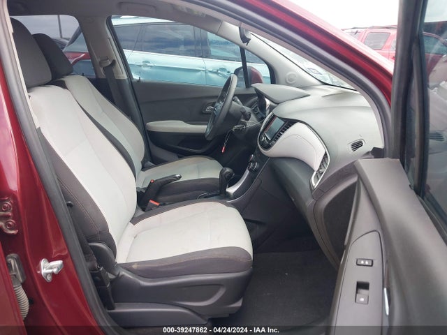 Chevrolet TRAX LS 2017 3GNCJKSB4HL132429 Image 5