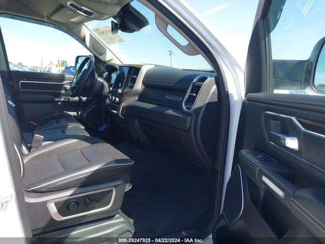 1C6SRFRT2NN428992 RAM 1500 Laramie  4x4 6'4 Box