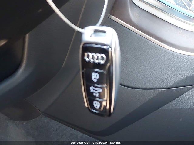 WA1EVAF18MD038923 Audi Q8 Premium Plus 55 Tfsi Quattro Tiptronic