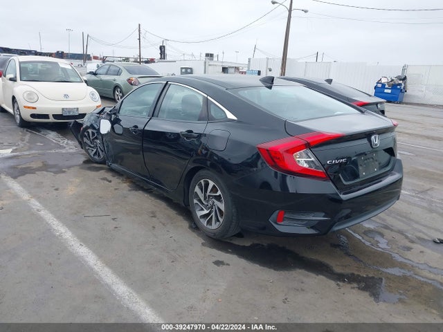 Honda CIVIC EX 2018 2HGFC2F74JH607857 Image 3