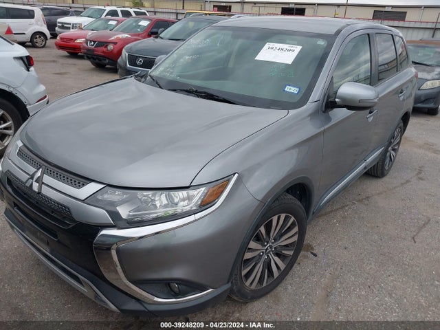 JA4AD3A30KZ049694 Mitsubishi Outlander Se