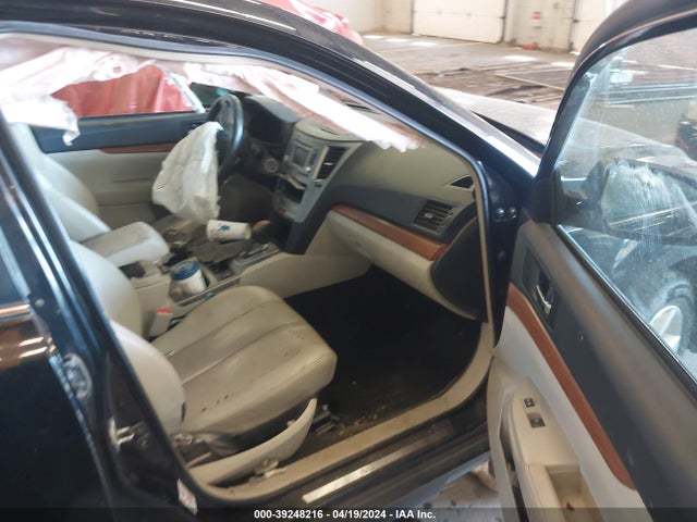 Subaru Outback 2.5i Limited 2014 4S4BRBLC1E3273031 Image 5
