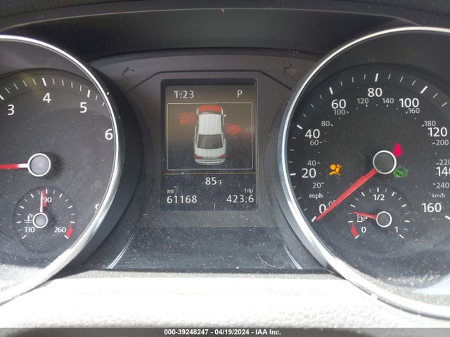 1VWLA7A36KC008081 Volkswagen Passat 2.0t Wolfsburg Edition
