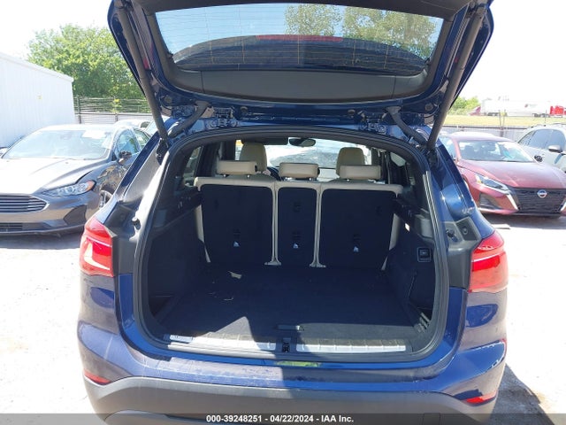 BMW X1 Xdrive28i 2018 WBXHT3C32J5K25464 Image 16