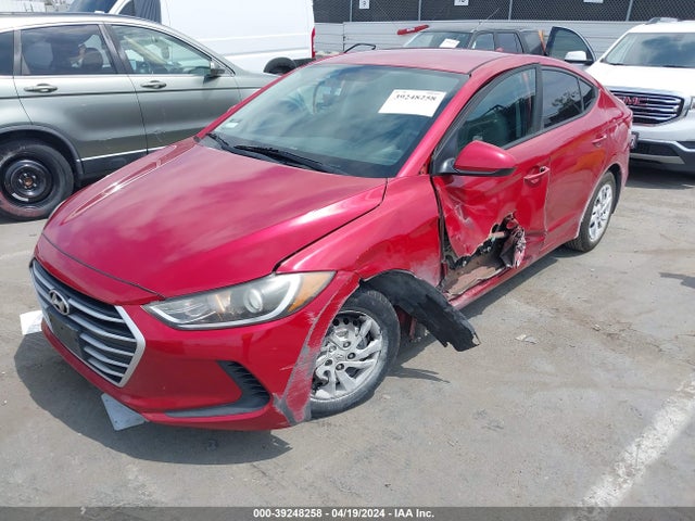 Hyundai ELANTRA SE 2017 5NPD74LF5HH112828 Image 2