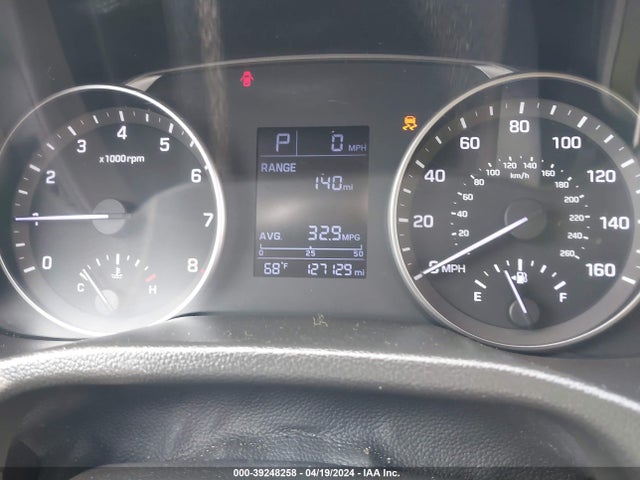 Hyundai ELANTRA SE 2017 5NPD74LF5HH112828 Image 7