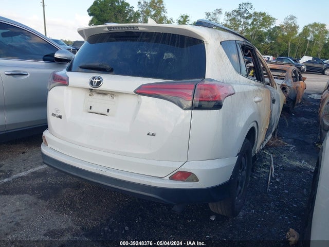 Toyota RAV4 LE 2016 JTMZFREV4GJ081572 Image 4